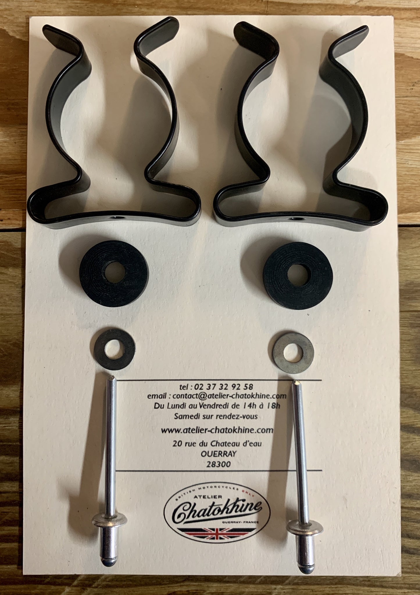 kit colliers fourche à clipper pour plaque de numéro