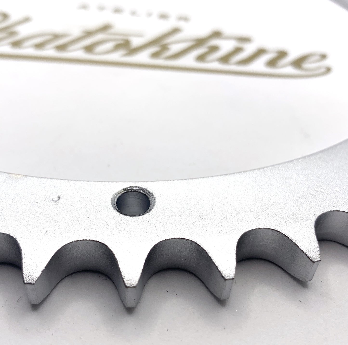 couronne arrière 47 dents Triumph et BSA a moyeu conique