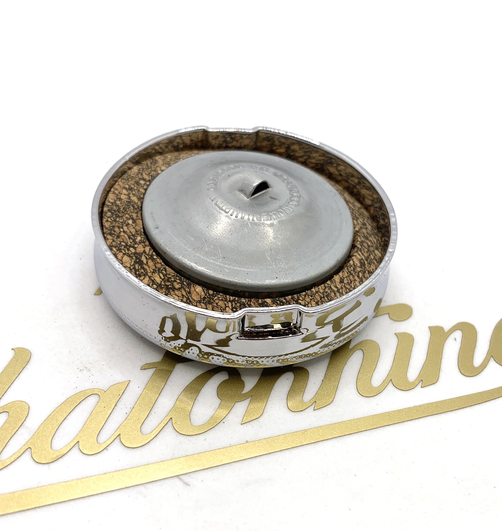 Bouchon réservoir d'essence diamètre 2 1/2" UK Made (72026)